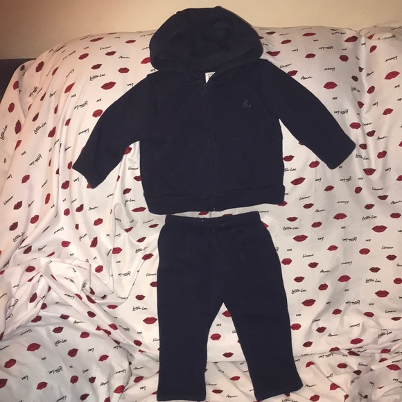 Baby gap sweatpants and zip hoodie π» 3-6 months - Picture 2 of 6